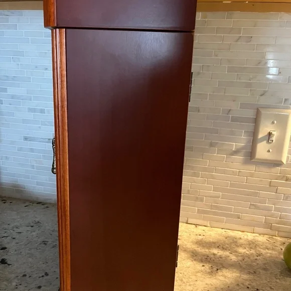 Wooden Jewelry box with Built in mirror - Picture 6 of 8